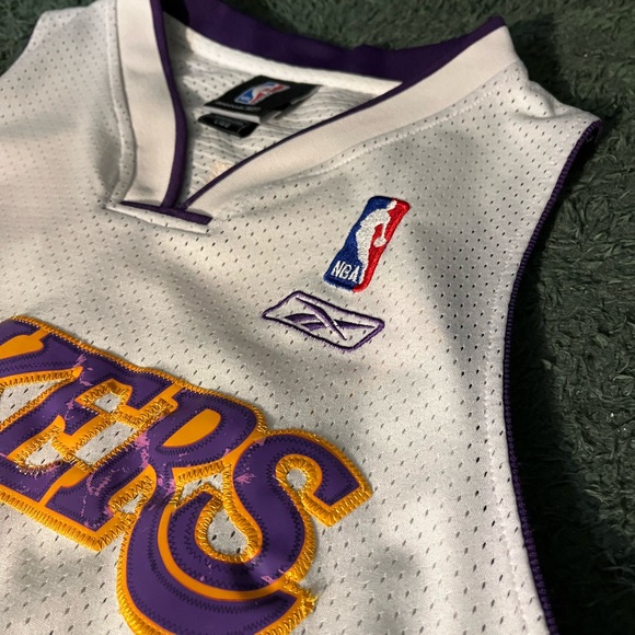 Reebok 2005-2006 Kobe Bryant #8 White Home Basketball Jersey Men’s Large - Picture 5 of 7